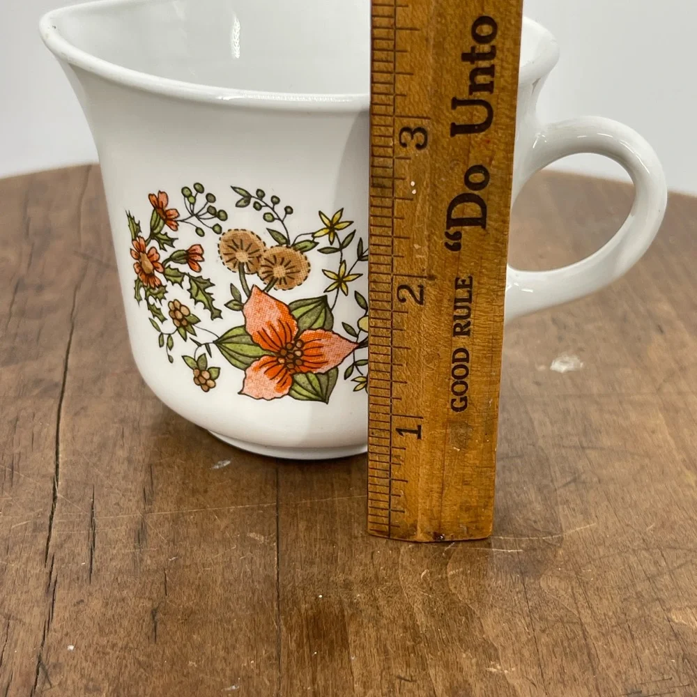 1970 Corelle Indian Summer White Flowered Creamer